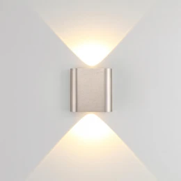 7106/2WL HIGHTECH ODL26 441 Настенный светильник светильник матовый никель/металл IP20 LED 2W 3000K 220V MAGNUM
