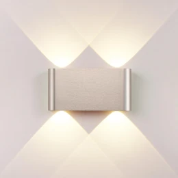 7106/4WL HIGHTECH ODL26 441 Настенный светильник матовый никель/металл IP20 LED 4W 3000K 220V MAGNUM