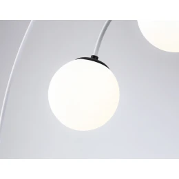 TR2572/4 WH/BK белый/черный E27/4 max 60W D790*1120